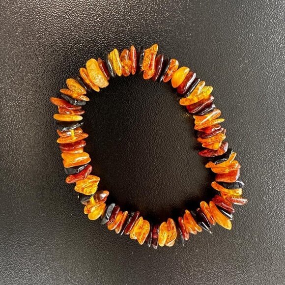 Womens Mixed Amber Bracelet Butterscotch Stretchy One Size Fits Most Boho New - Picture 2 of 2